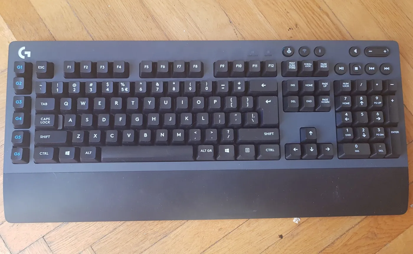 Granie bez kabli według Logitech. Mysz i klawiatura, które pokonują stereotypy o bezprzewodowych urządzeniach [TESTUJEMY]