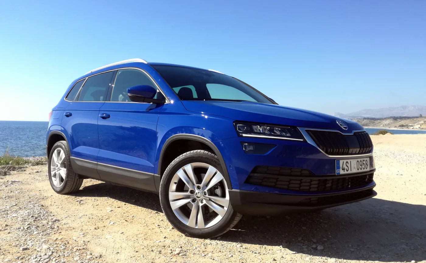 10697881-skoda-karoq.jpg