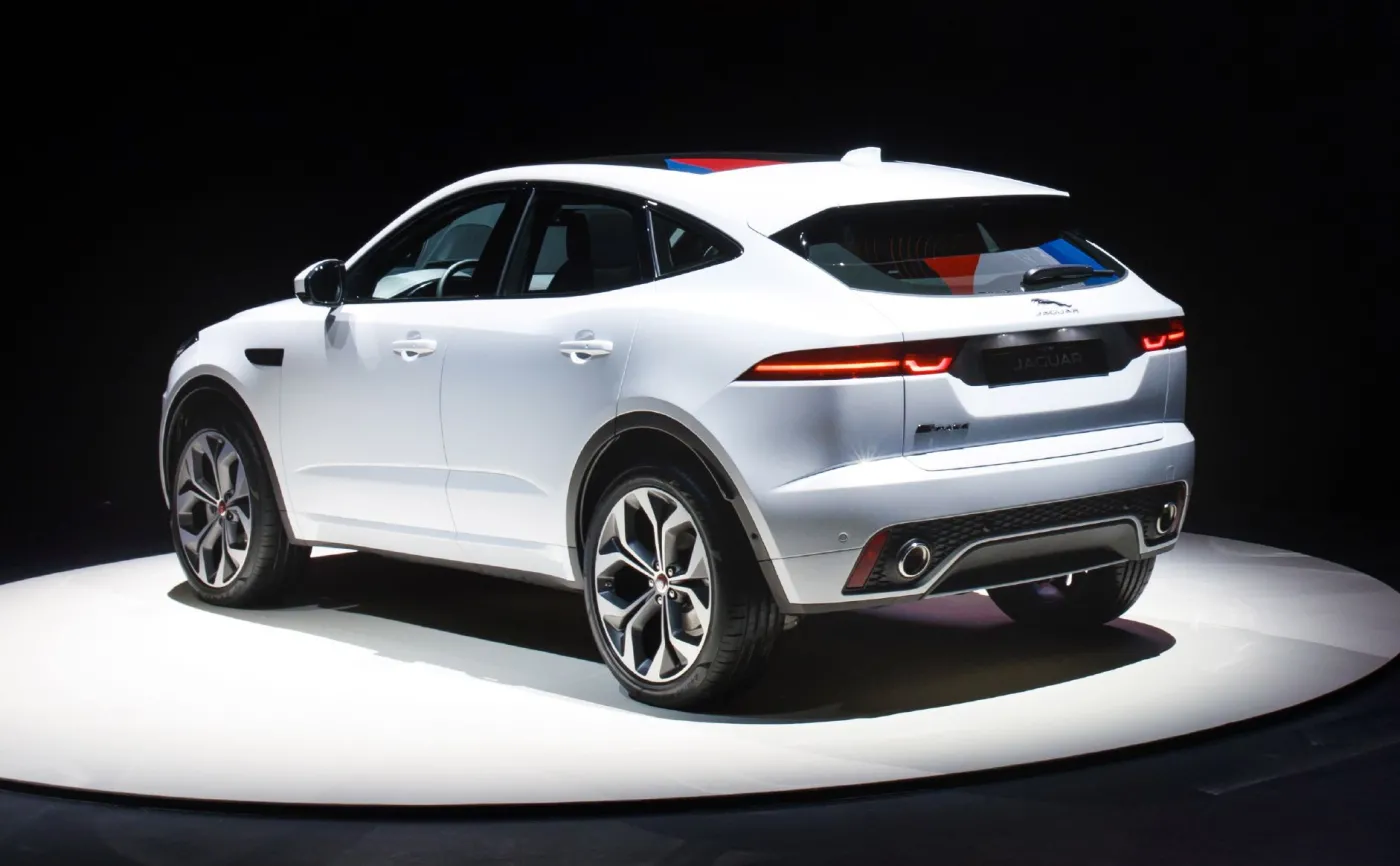 10308451-jaguar-e-pace.jpg