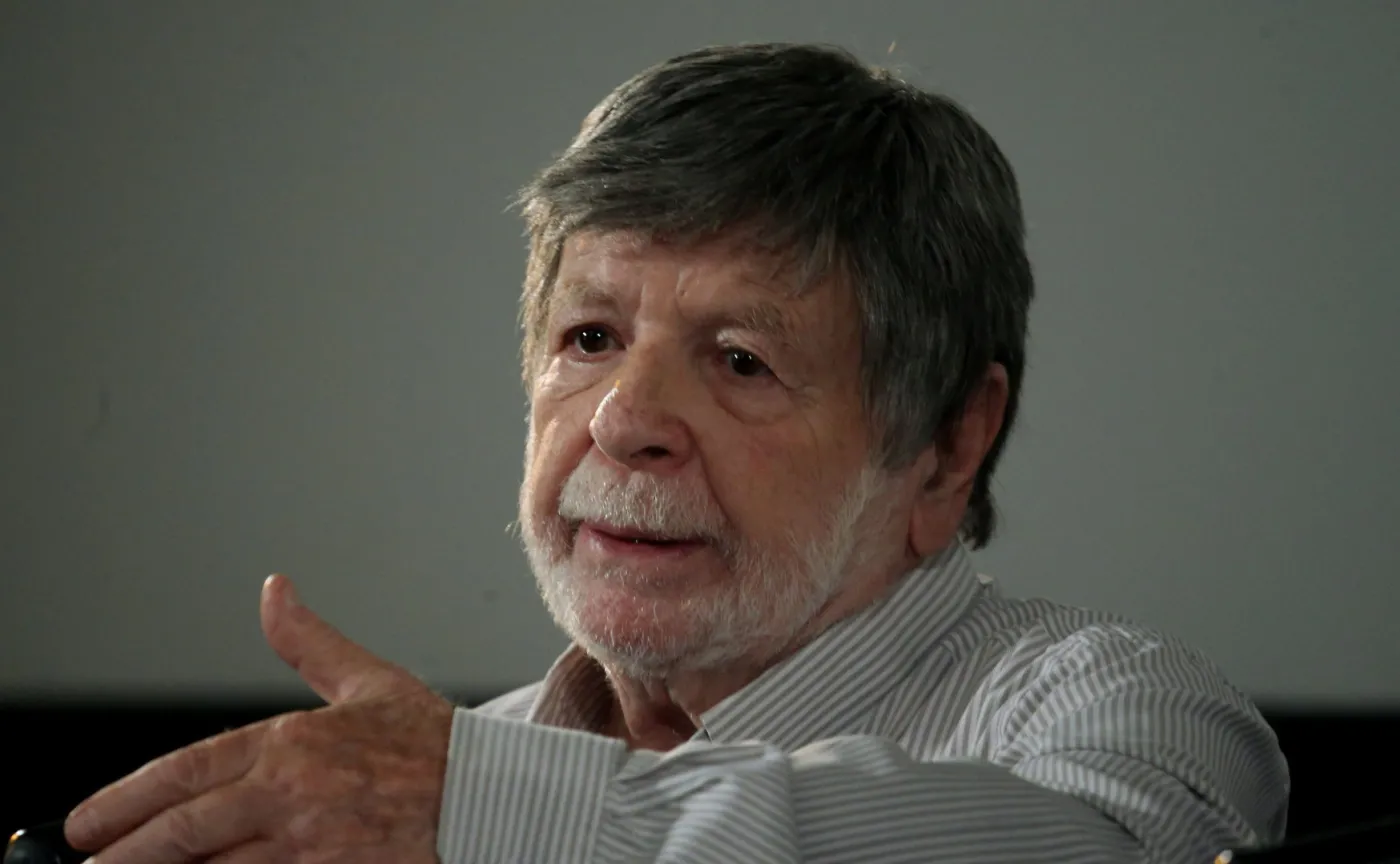 Szewach Weiss: Były dwie stodoły: w jednej mordowano, w drugiej mnie uratowano [WYWIAD]