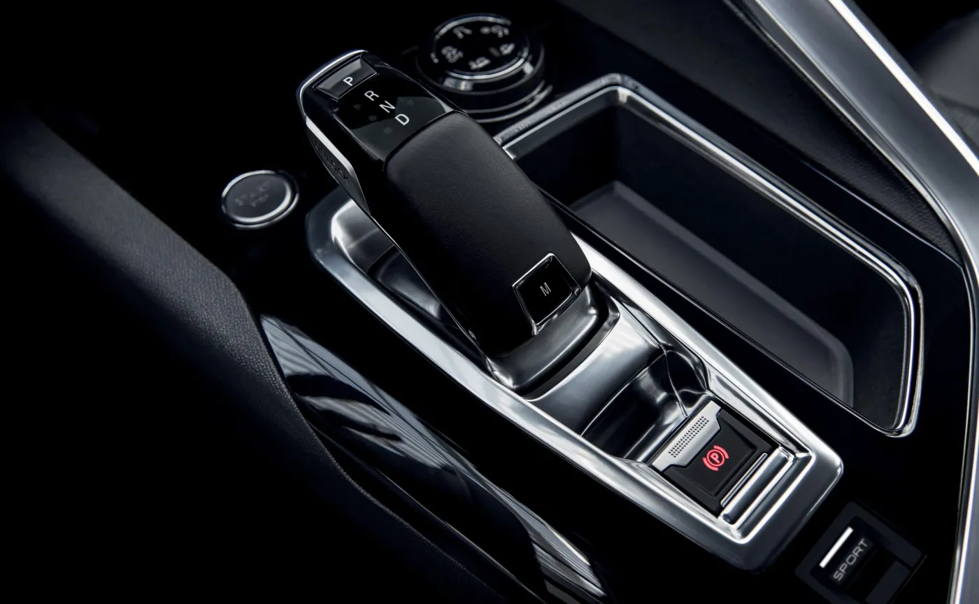 Rewolucja francuska na drogach. Paryż zakaże samochodów spalinowych od 2030 r.