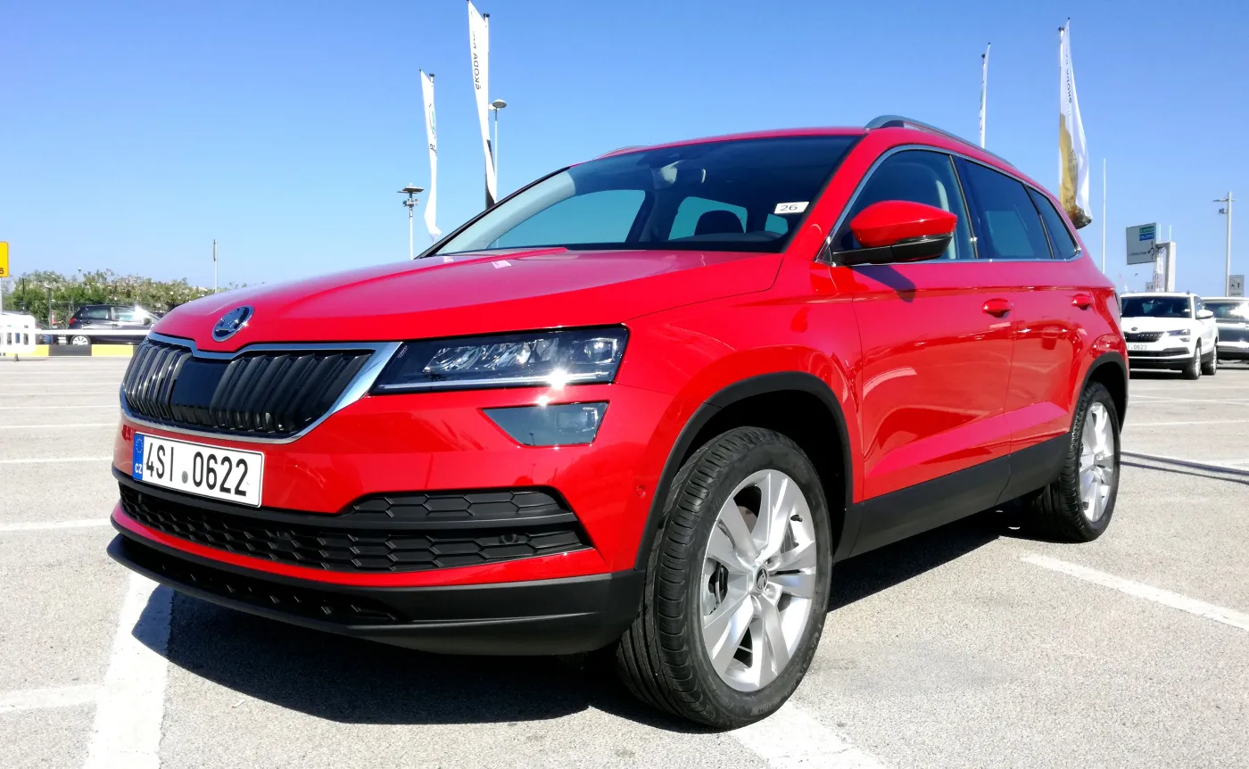 10565776-skoda-karoq.jpg