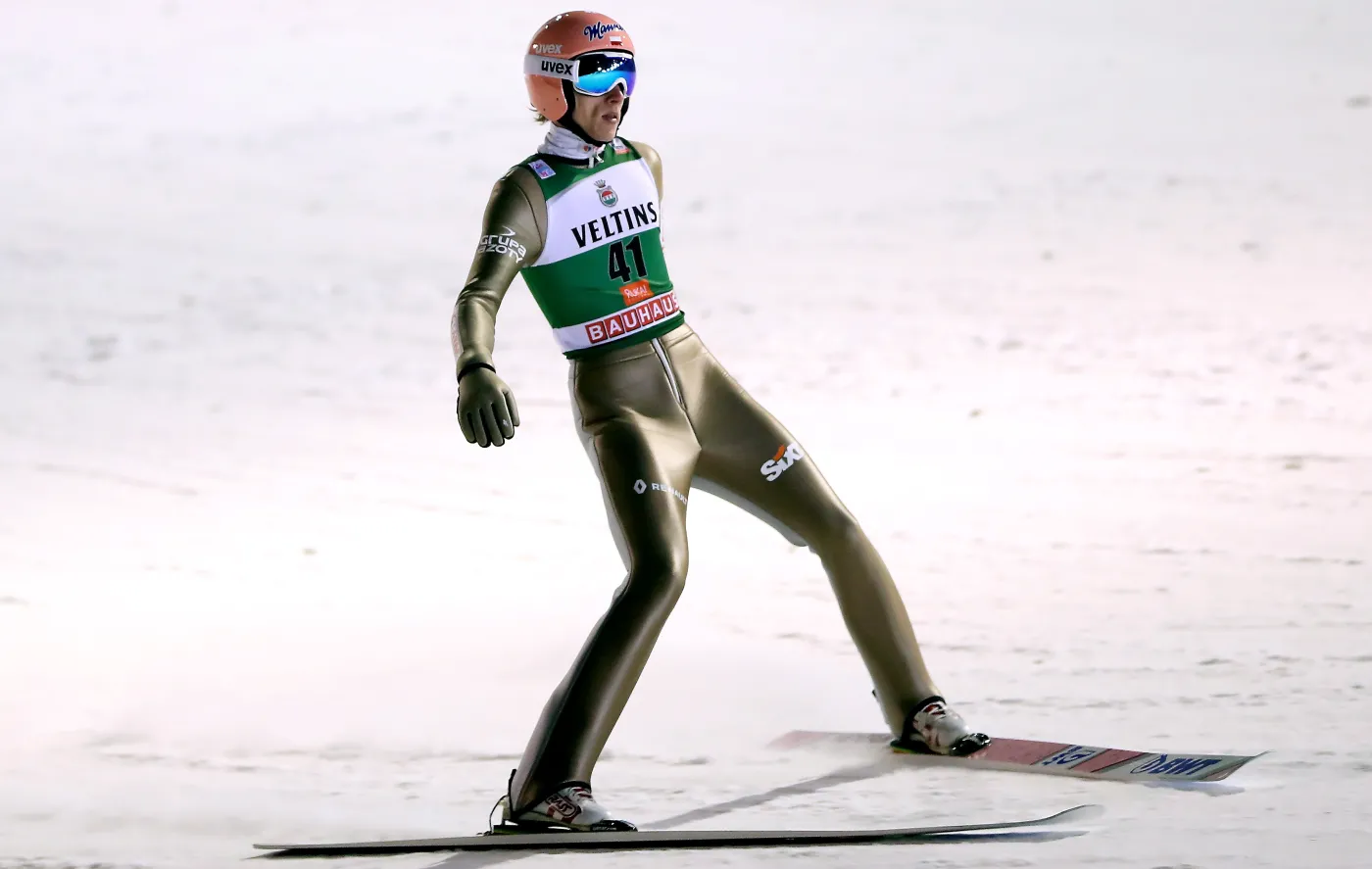 PŚ w skokach: Kubacki ósmy, Kot, Stoch i Hula jeszcze dalej. W Kuusamo najlepszy był Damjan