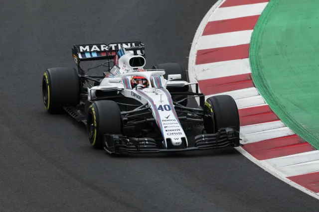 Formuła 1: Ósmy czas Kubicy na testach w Barcelonie