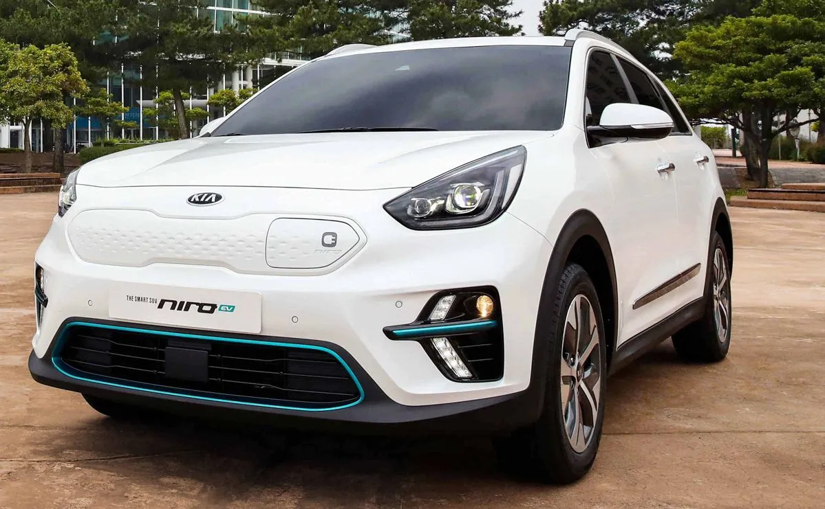 11020777-kia-niro-ev.jpg