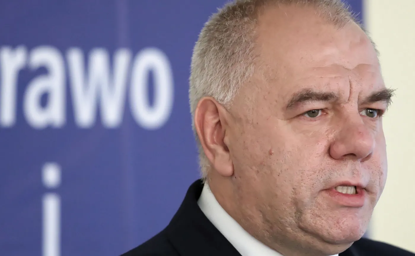 Sasin o sytuacji w KFC: To jest jakaś kompletna kompromitacja tej osoby