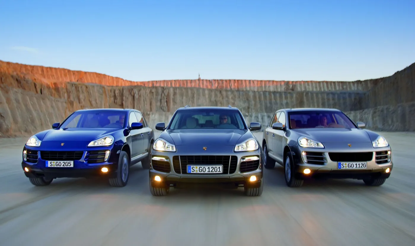 Tajemnicza kradzież w Augustowie. Z policyjnego parkingu zniknęło porsche