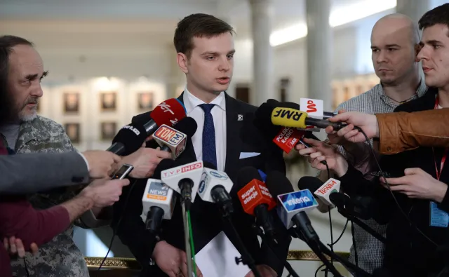 Poseł Kukiz'15 ws. referendum konstytucyjnego: Nie spodziewałem się, że można wymyślić gorsze pytania niż Komorowski