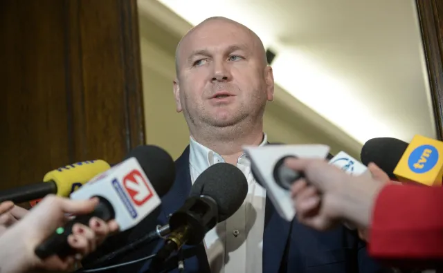 Były szef CBA usłyszał zarzuty. "Ja i moja rodzina staliśmy się ofiarą odwetu kilku prominentnych dziś polityków"