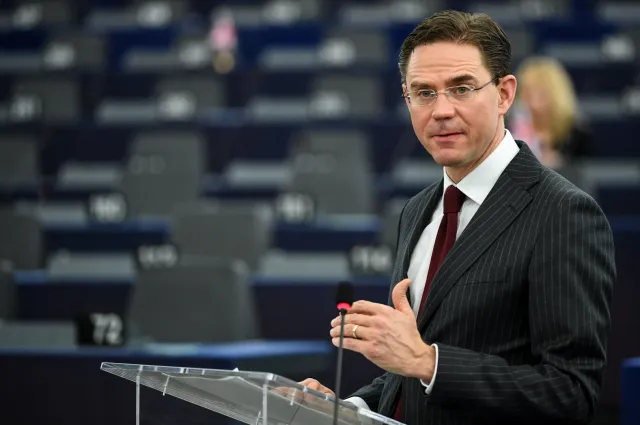 Wiceszef KE: W niektórych krajach członkowskich szerzy się trend poważniejszy niż brexit