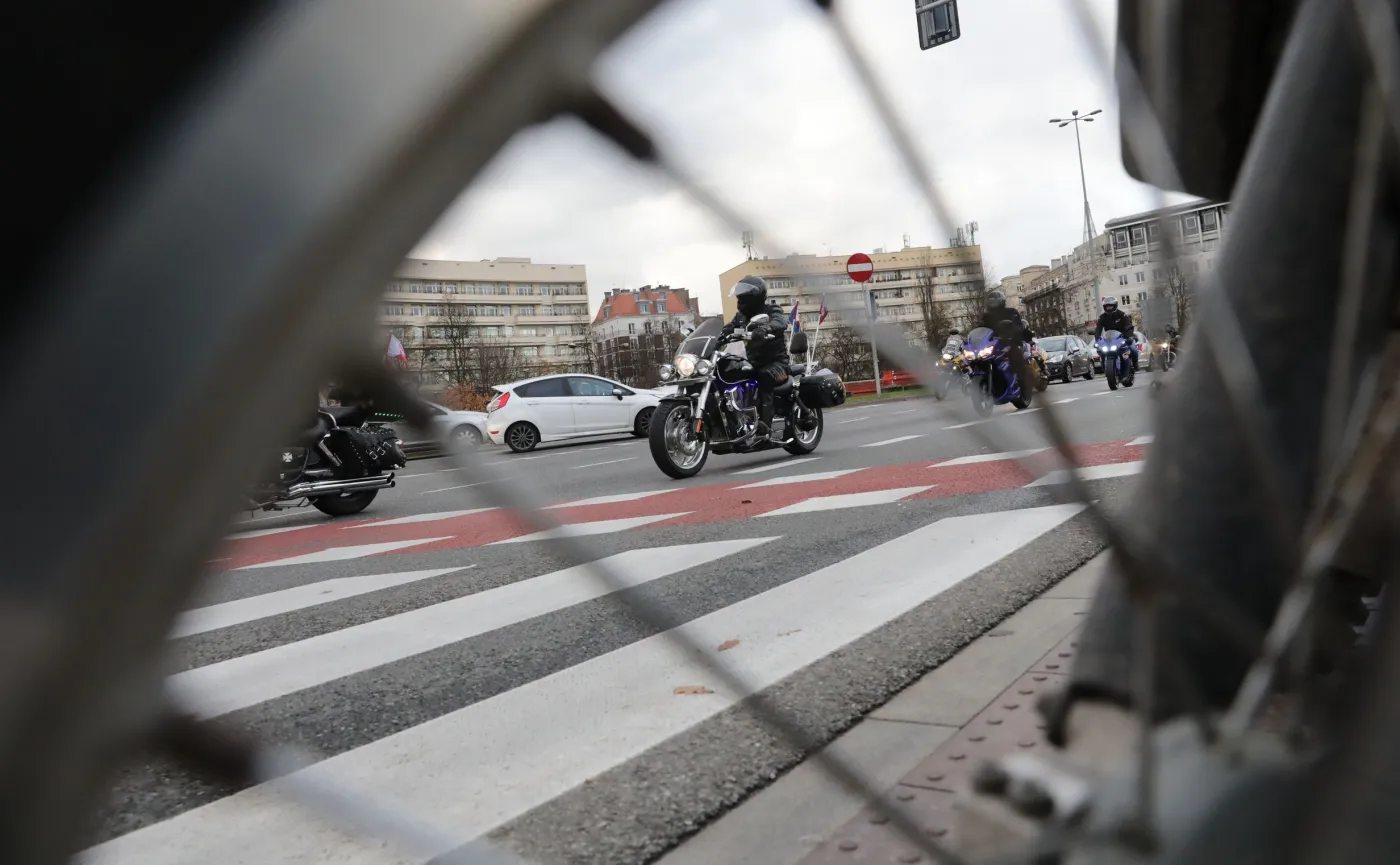 Drogowa rewolucja w Warszawie. Motocykle wjadą na buspasy