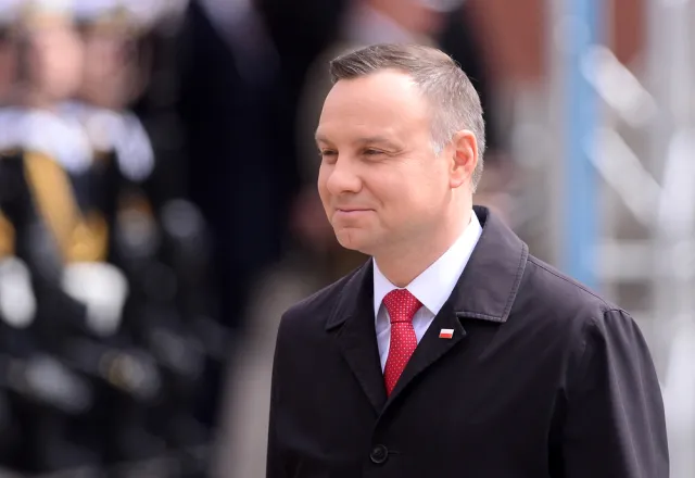 Prezydent Duda i premier Szydło pogratulowali Włodarczyk i Kopron