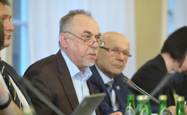 Poseł Sanocki do obrońcy praw zwierząt: W d...ie mam pańskie uwagi. Fundacja Viva! skierowała wniosek do Komisji Etyki Poselskiej