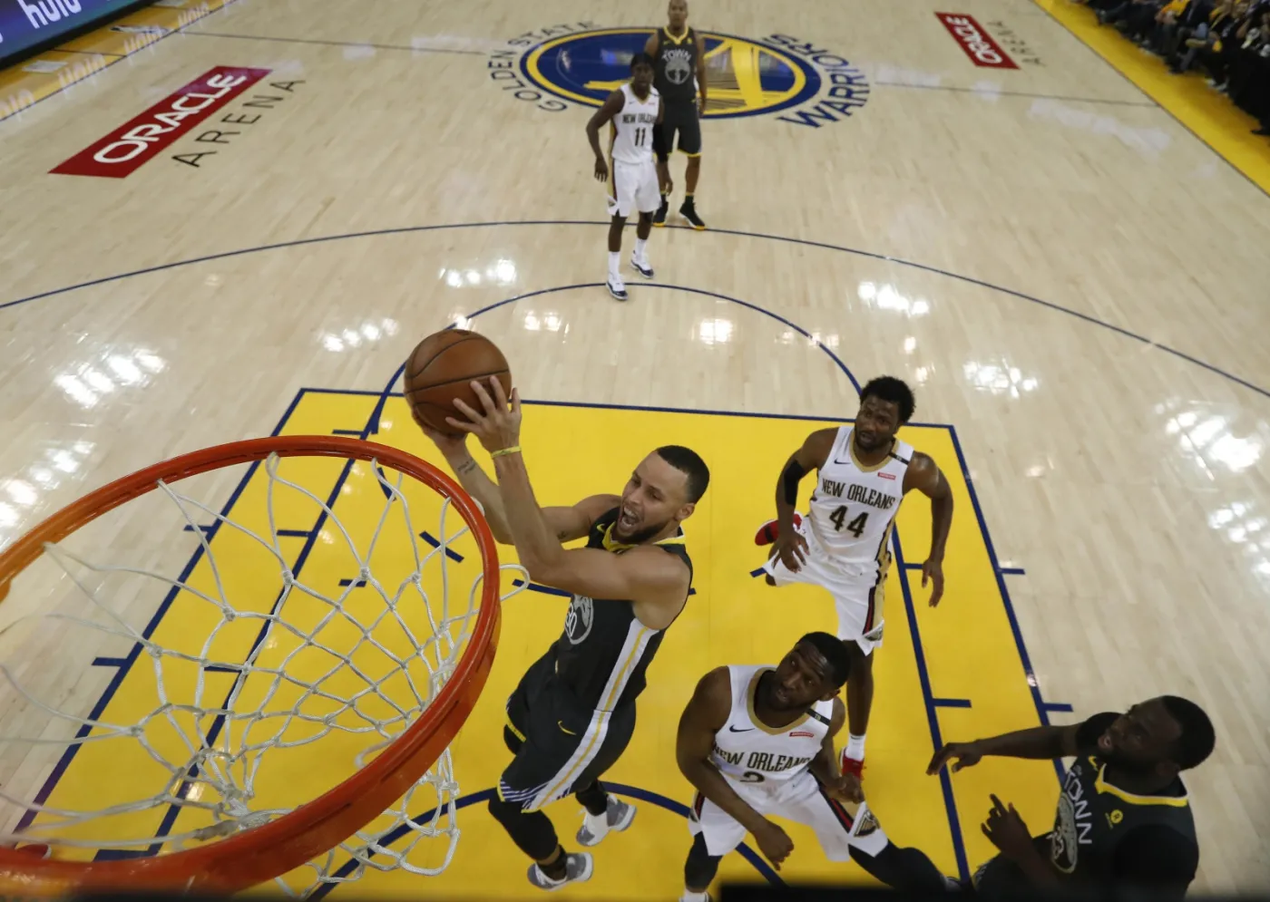 Liga NBA: Zwycięstwa Warriors i Cavaliers, powrót Curry'ego