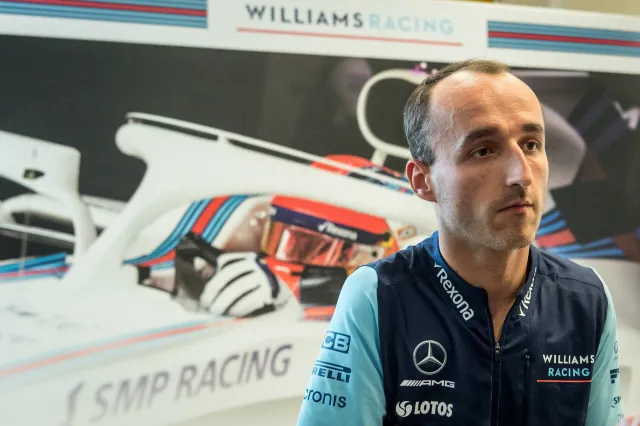 OFICJALNIE! Robert Kubica po ośmiu latach wrócił do ścigania się w F1. Podpisał kontrakt z Williamsem