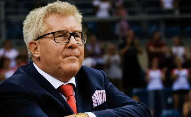 Czarnecki: Przekazywanie kompetencji Brukseli to przekazywanie ich Niemcom i Francji