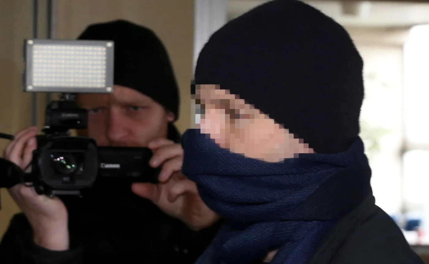 Były szef KNF z zarzutem przekroczenia uprawnień. Obrońca: Marek Ch. nie przyznaje się do winy