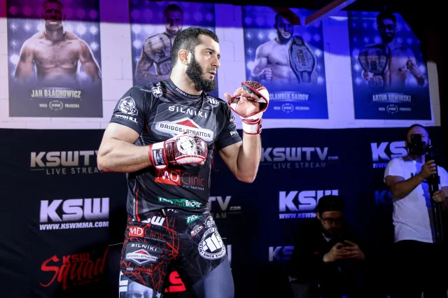 Mamed Khalidov: Mam problemy ze zdrowiem psychicznym. Biorę leki i chodzę do psychiatry