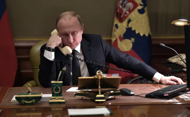 Memy i trolle, nowa broń Putina. Coraz więcej wiemy o wpływie Kremla na wybory w USA