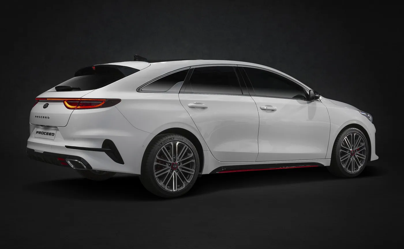 11423893-kia-proceed.jpg