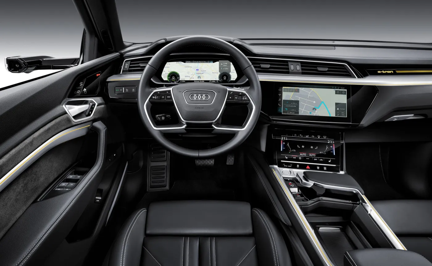 11458974-audi-e-tron.jpg