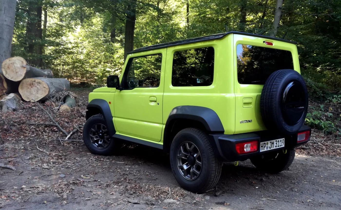 11512027-suzuki-jimny.jpg
