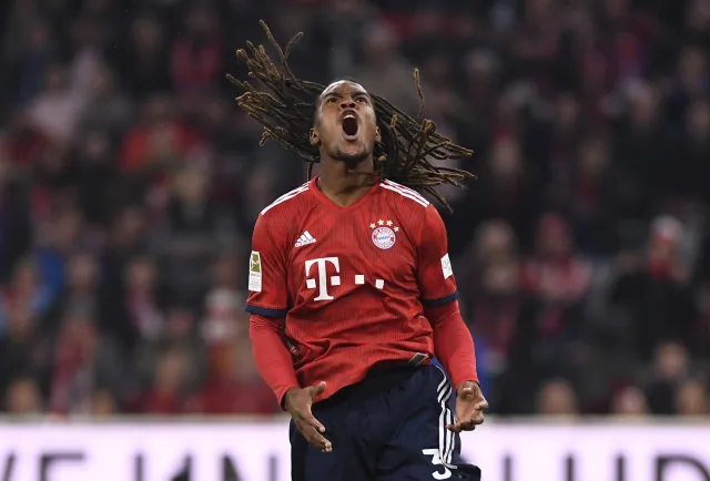 Liga niemiecka: Sensacyjny remis Bayernu. Lewandowski cały mecz przesiedział na ławce rezerwowych