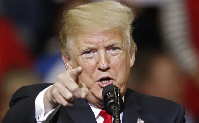 Bezpieczeństwo Europy wisi na włosku? Trump chce wyrzucić do kosza układ o likwidacji pocisków rakietowych