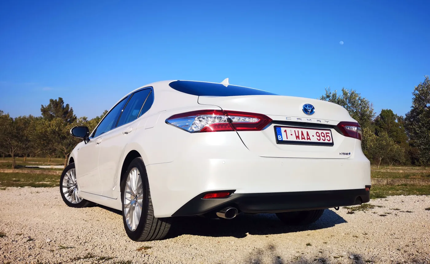 12307453-toyota-camry.jpg