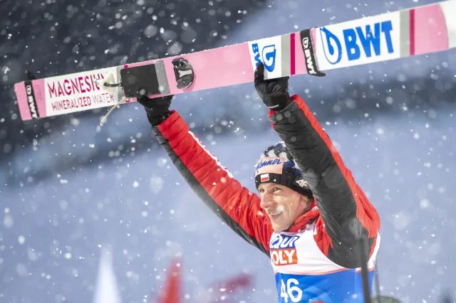 Dawid Kubacki na nartach zaczął jeździć zanim jeszcze nauczył się dobrze chodzić [SYLWETKA]