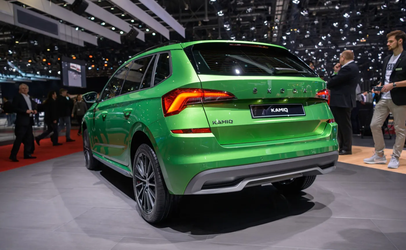 12187833-skoda-kamiq.jpg