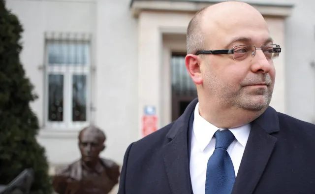 Onet: Prawa ręka Ziobry stoi za hejtem wobec sędziów. Lewica zawiadamia prokuraturę ws. działań Piebiaka