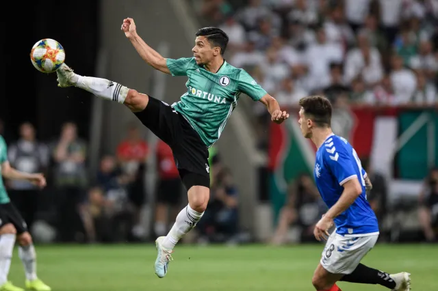 Liga Europy: Mecz Rangers z Legią w cieniu skandalu dot. antykatolickich piosenek