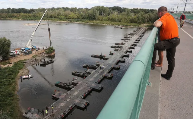 Dworczyk: Rurociąg to rozwiązanie awaryjne. Nie może być wykorzystywany przez wiele miesięcy