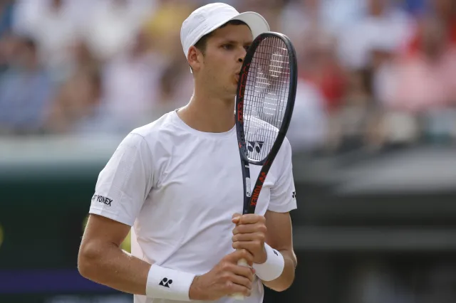 Mały spadek Huberta Hurkacza w rankingu ATP. A liderem wciąż Novak Djokovic