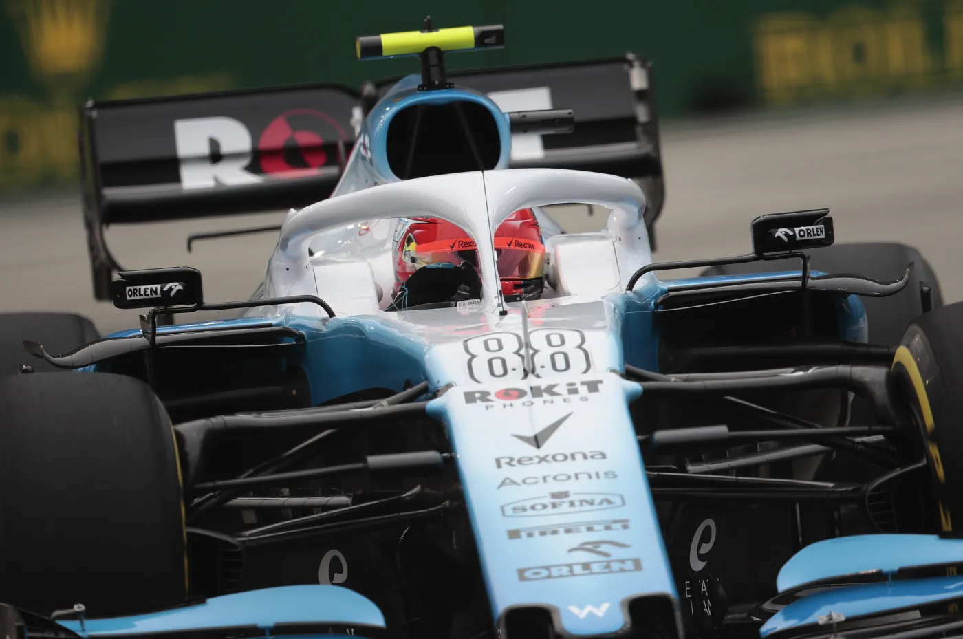 Kubica z najgorszym czasem na drugim treningu przed GP Singapuru