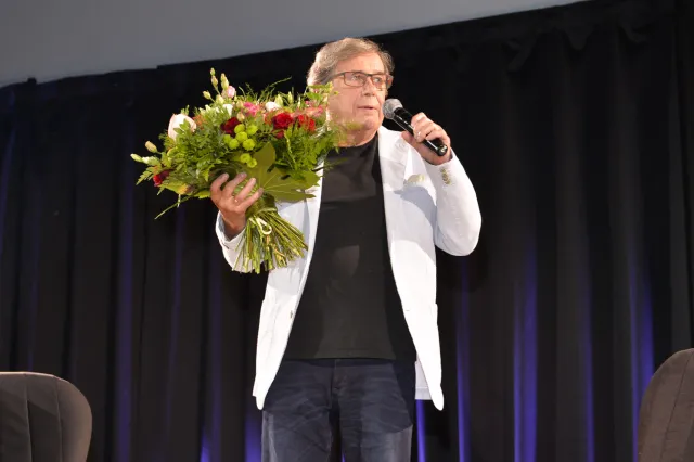 Janusz Gajos kończy 80 lat. "Nie umiałbym handlować swoją prywatnością"