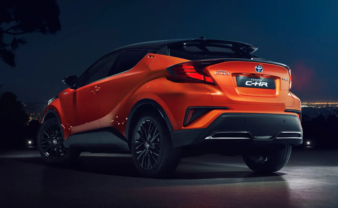 12640190-toyota-c-hr.jpg