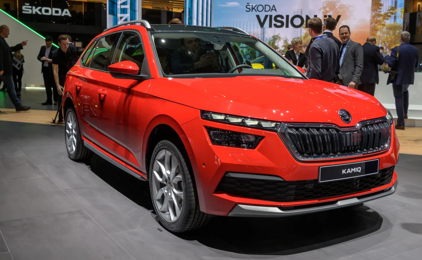 12187801-skoda-kamiq.jpg