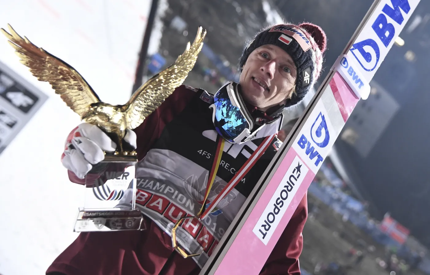 Kubacki skoczek z licencją pilota szybowcowego. Latanie ma we krwi [SYLWETKA]