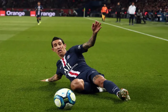 Liga francuska: Icardi i Mbappe trafili po dwa razy. PSG wygrywa bez Neymara [WIDEO]