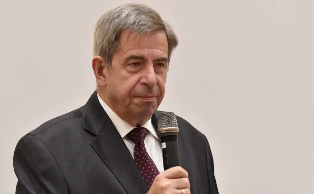 Prof. Zoll o kandydaturach Pawłowicz i Piotrowicza: To jest jakaś masakra po prostu