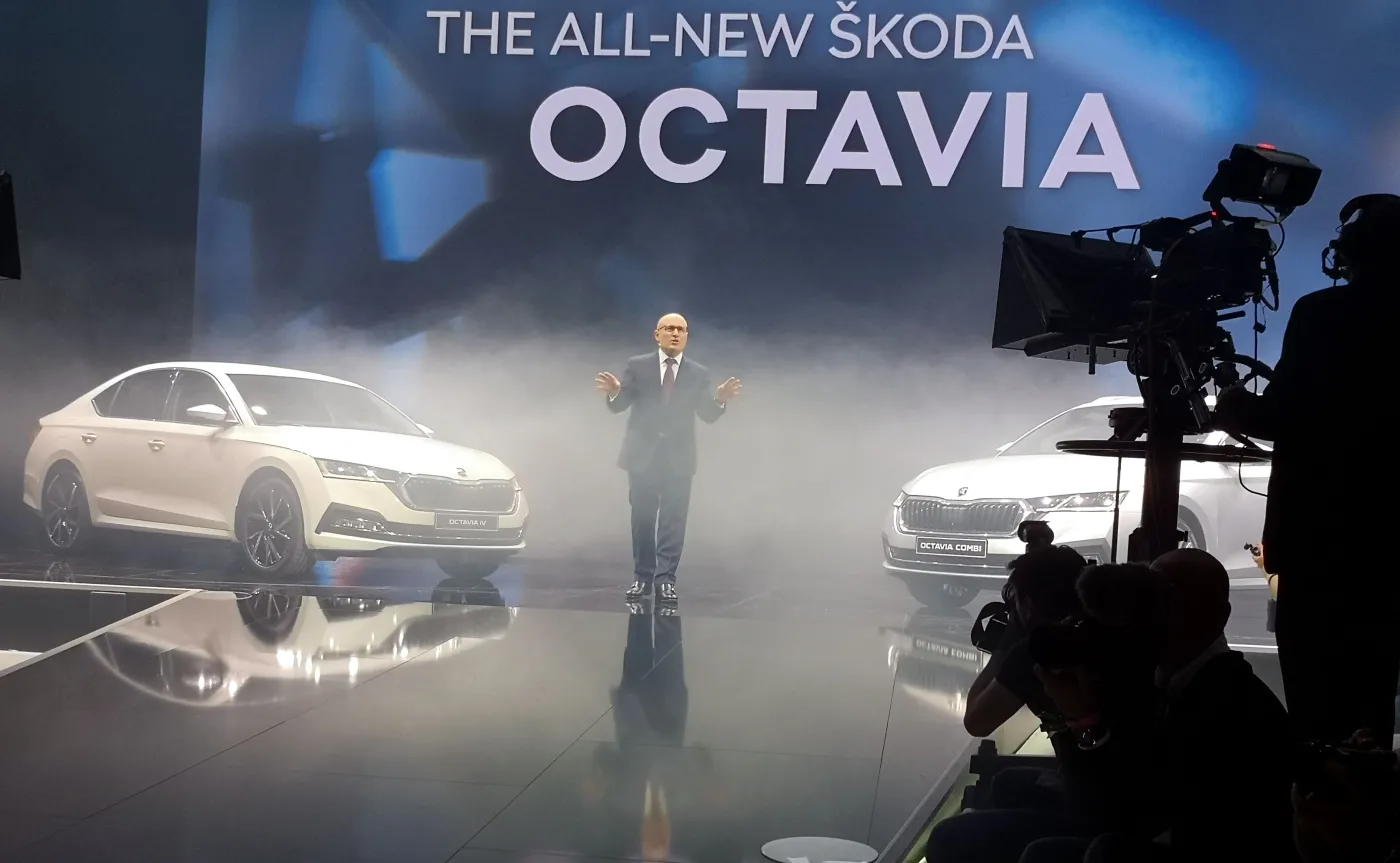 12731296-skoda-octavia.jpg