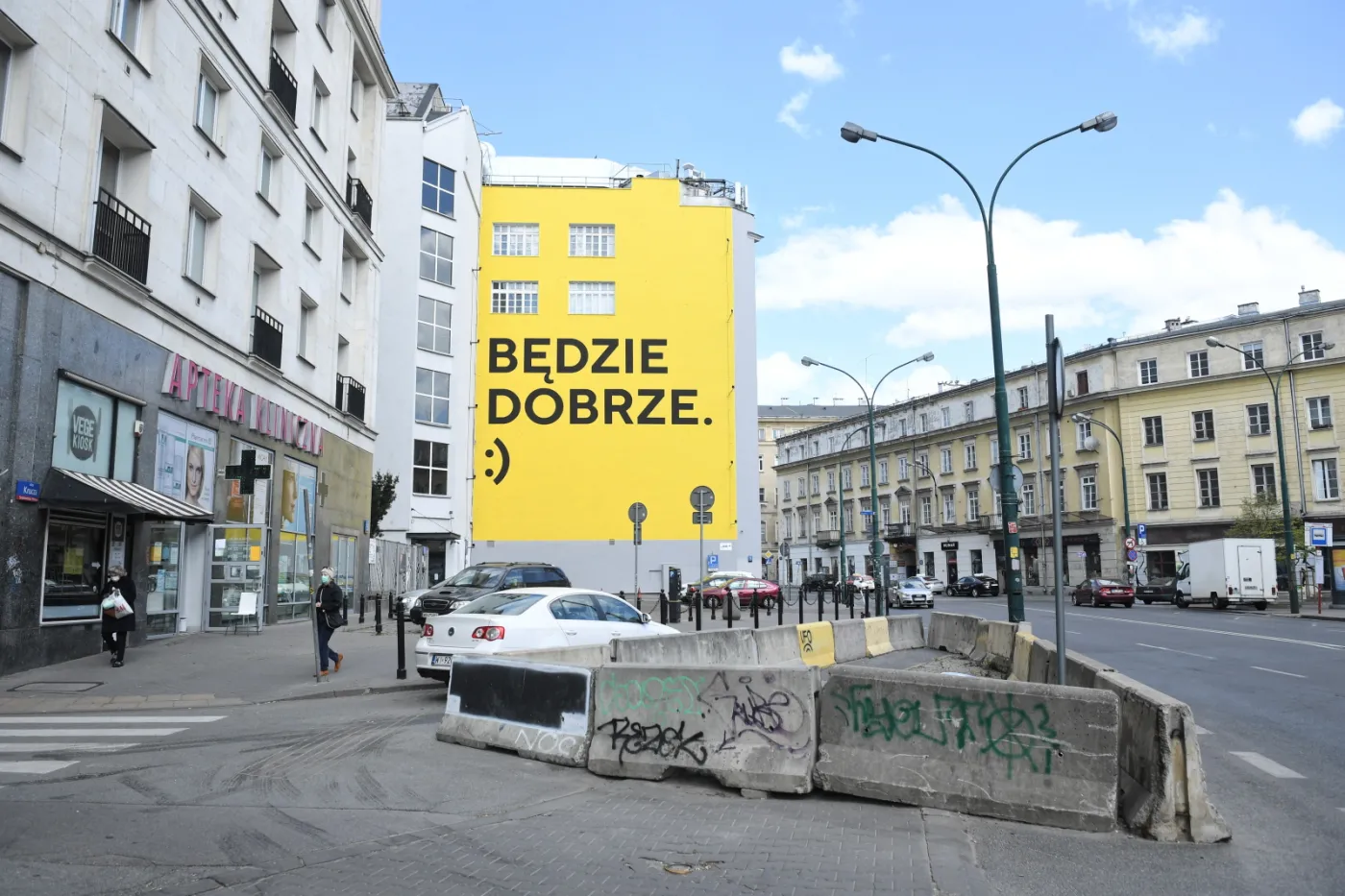 Murale w Warszawie z przekazem na czas epidemii: Jeszcze będzie przepięknie