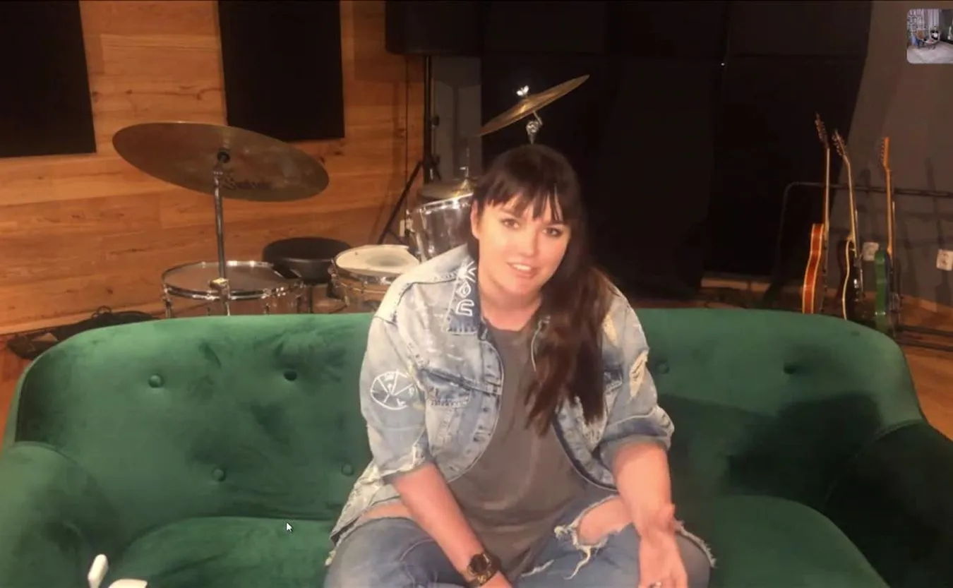 Mini koncerty Ewy Farnej dla seniorów. "Mam totalny porządek w domu, wszystko poukładane” [WIDEO]