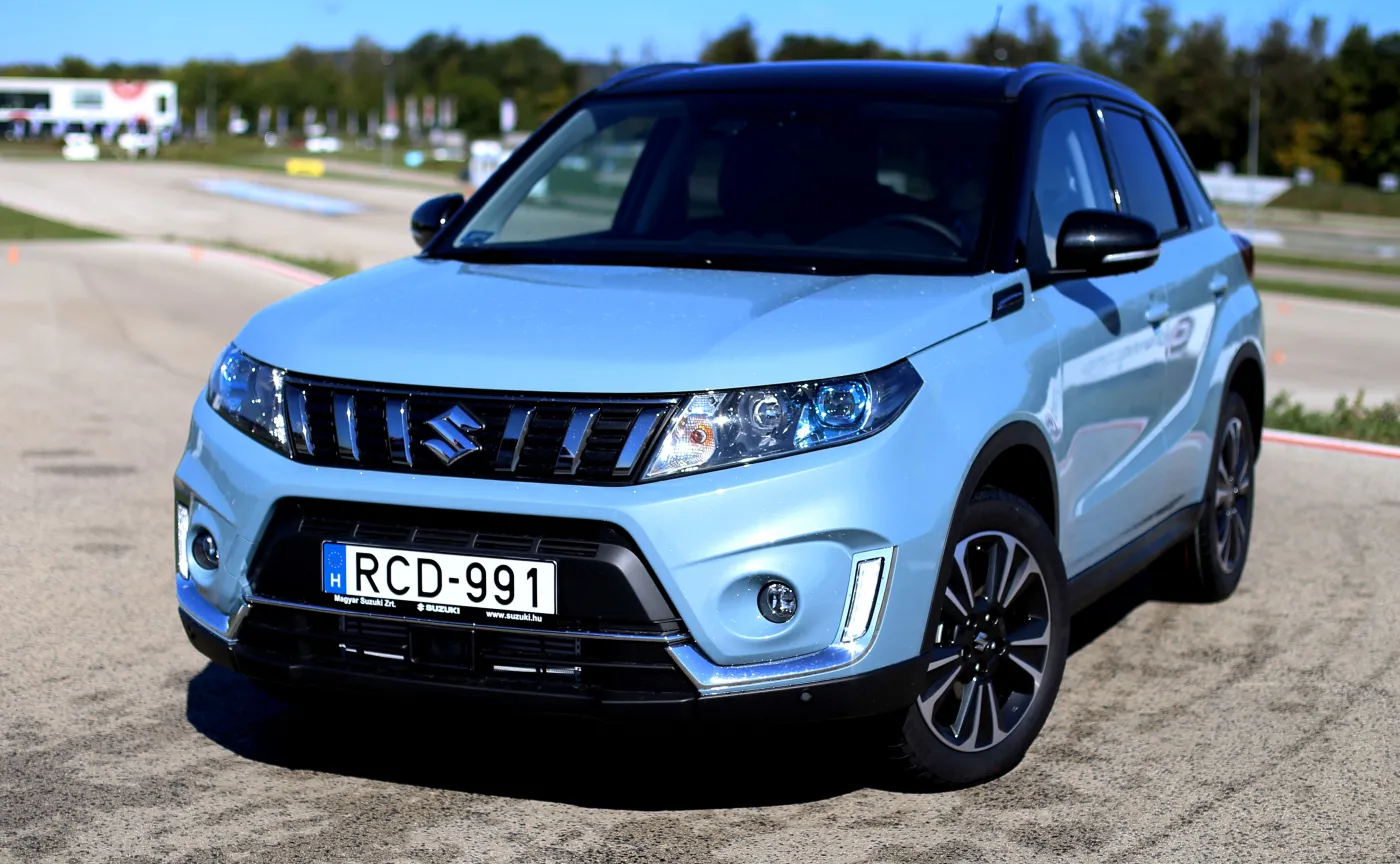 12607463-suzuki-vitara.jpg