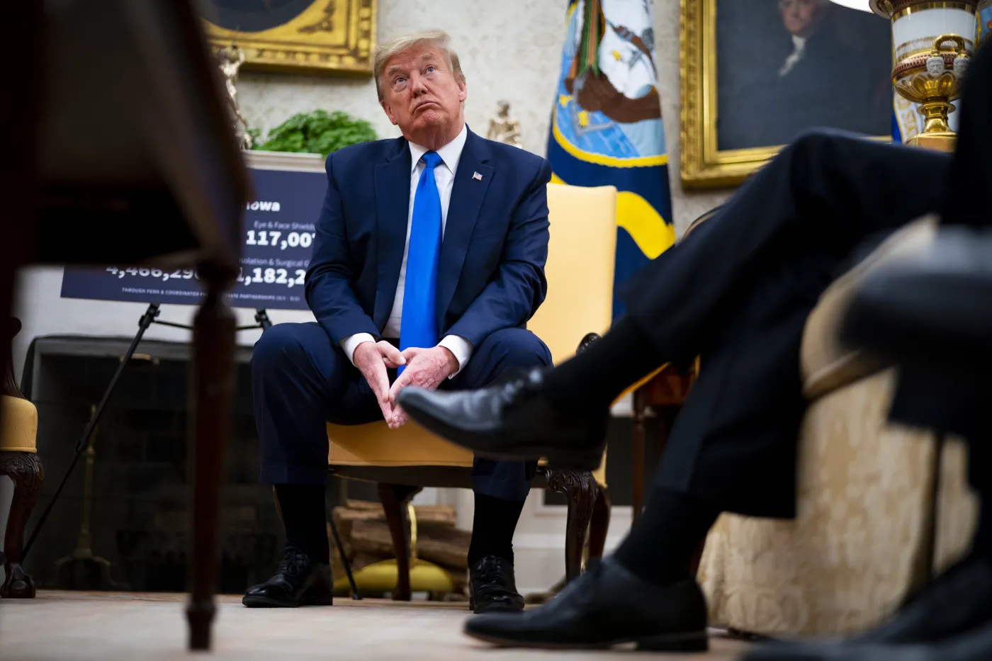 Trump przegra wybory przez koronawirusa? Ostry spadek w sondażach