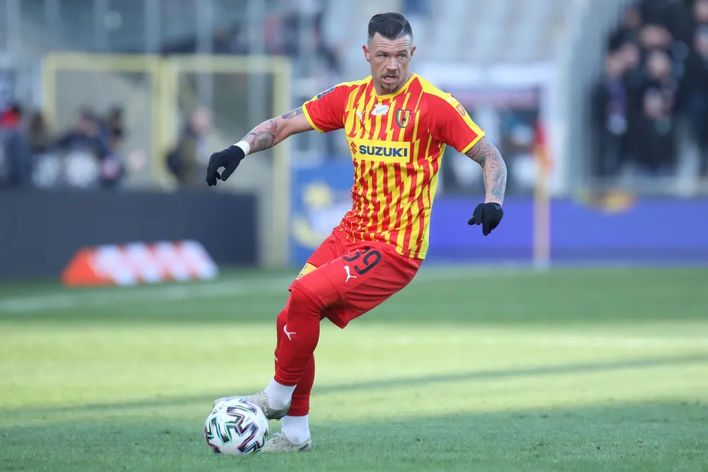 Awaria w laboratorium opóźniła pierwszy trening piłkarzy Korony Kielce