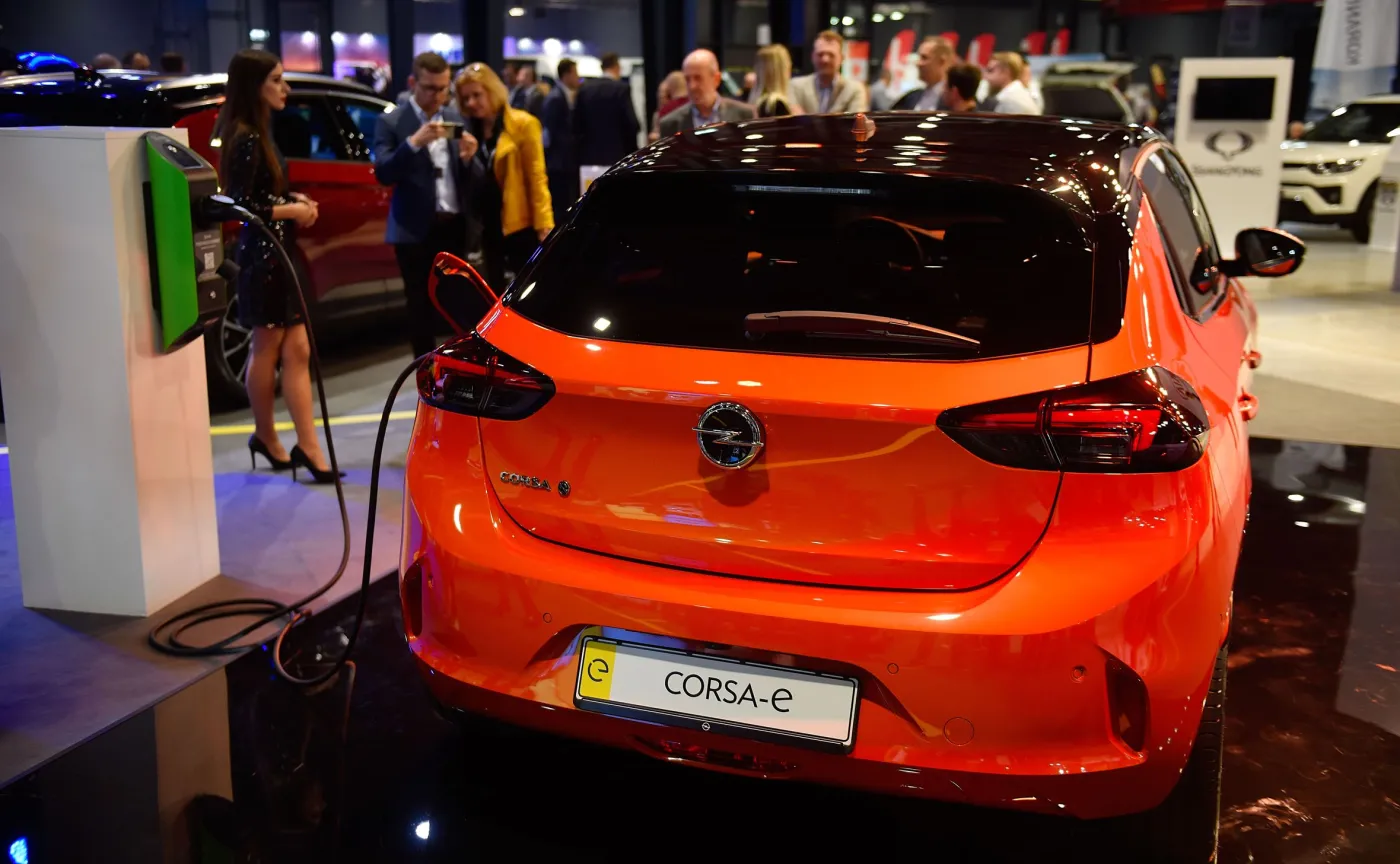 12769562-opel-corsa-e.jpg