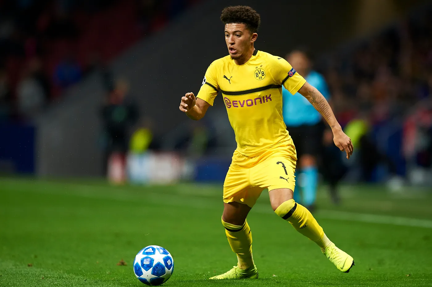 Liga niemiecka: Jadon Sancho surowo ukarany za spóźnienie